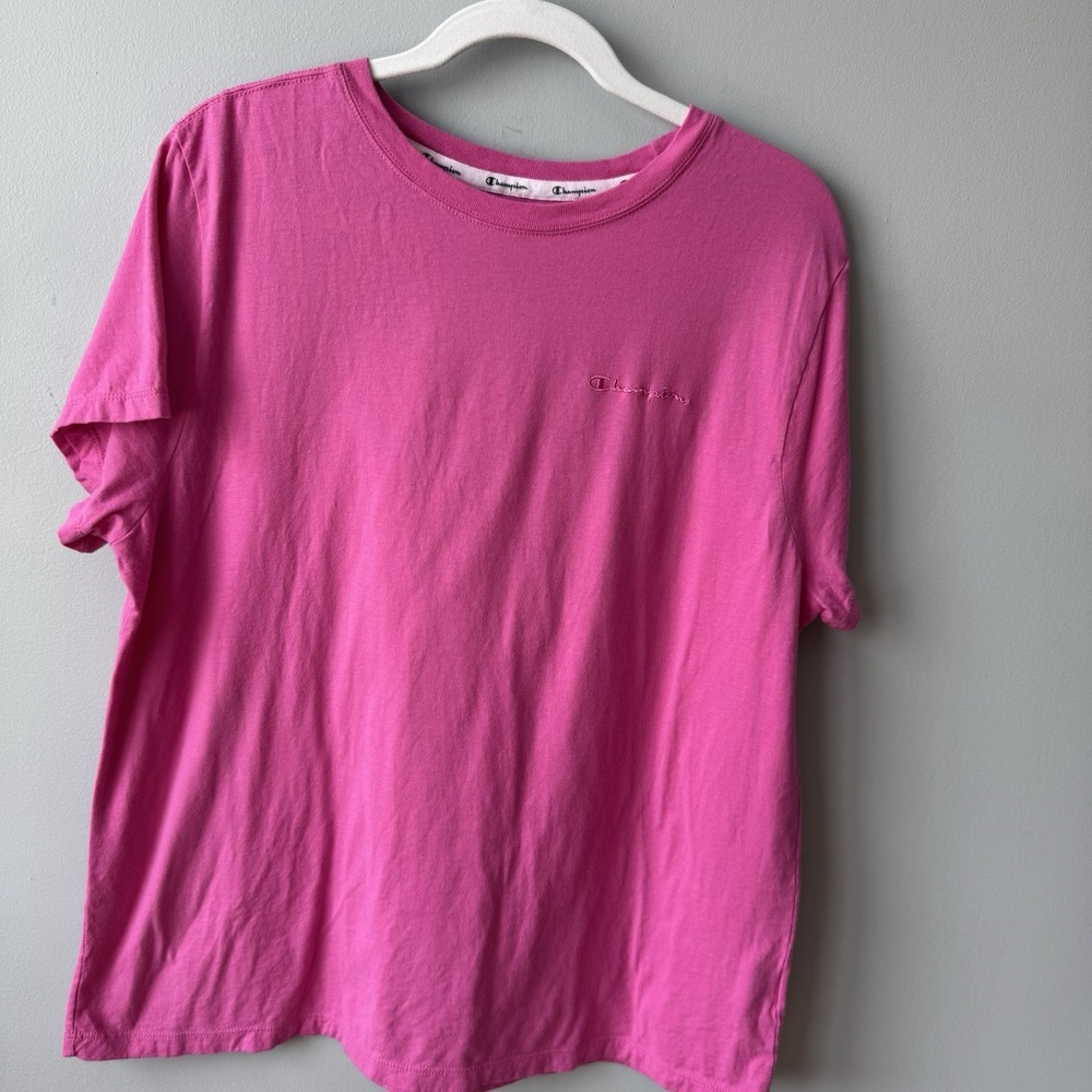 Champion Pink Tee T-Shirt Crew Neck Embroidered Script Logo Top Women's Casual